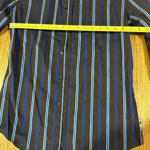 EXPRESS Men’s Black/Blue Striped Fitted Buttoned Down Shirt - Picture 7 of 7
